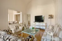 Luxury Villa Manin Viareggio | Una Esperienze