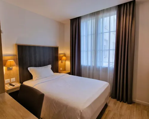 Hôtel Mary's - Caen Centre Gare Sncf Hotels in Caen