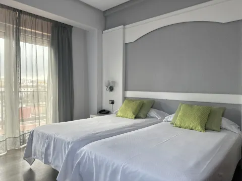 ミール オクタビオ