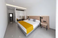 Apartamentos la Laguna I Luxury Apartments Hotels in Quesada