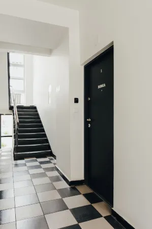 Bunga Apartament Отели рядом с достопримечательностью «Дворец культуры и науки»