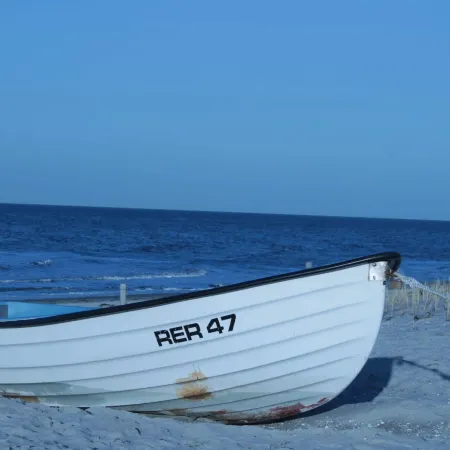 Seaside Comfort for 5 Guests