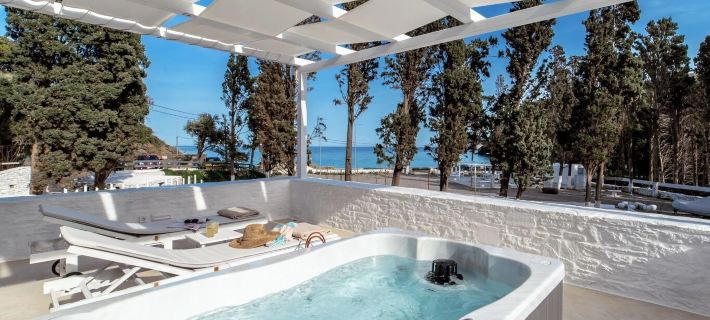 Votsalo Seaside Hotels in Andros