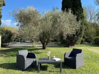 Camping du Pont d'Avignon Hotels in Villeneuve-les-Avignon