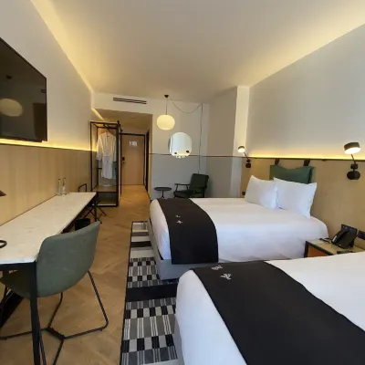 MET HOTEL Hotels near Megacenter Bolivia