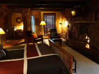 Lodge at Sedona - Bed and Breakfasts