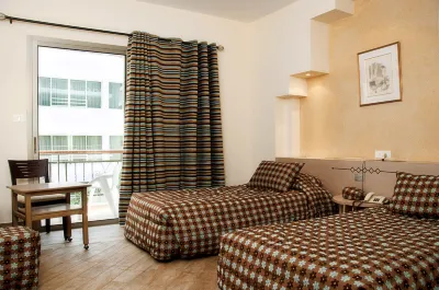 Marble Tower Отели в г. 