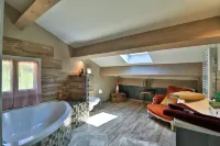 L'Alpen Roc Hotels in Caille