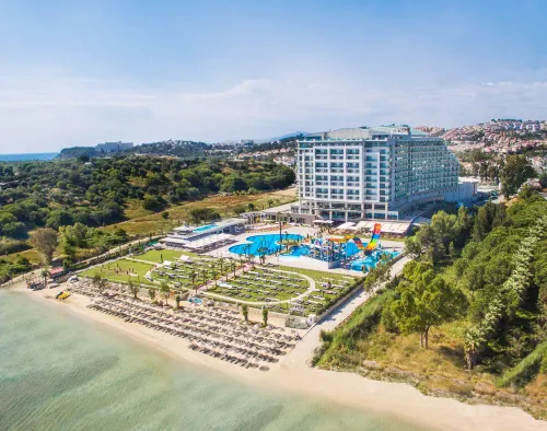 Liberty Kuşadası - All Inclusive Hotel a Güzelçamlı