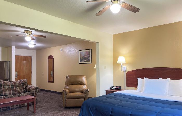 Candlelight Inn & Suites Hwy 69 Near McAlester