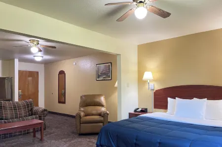 Candlelight Inn & Suites Hwy 69 Near McAlester
