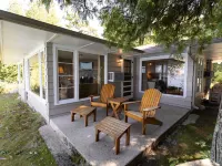 Gordon Lodge Hotels in Door County