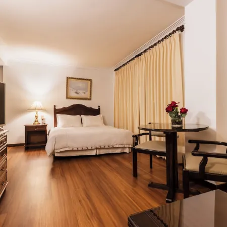 El Rey Palace Hotel