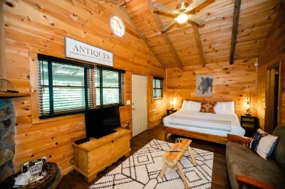 Sylvan Valley Lodge & Cellars Hotels in Clarkesville