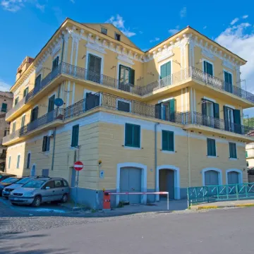 維耶特利蘇瑪雷公寓ID 3052