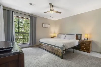 Golf View Serenity - Open Deck - Close to Lake