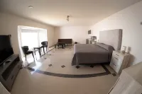 Room-17, Suite for Two People