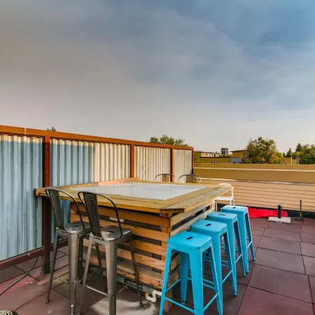 Old Town Loft Oasis with Amazing Rooftop Deck!