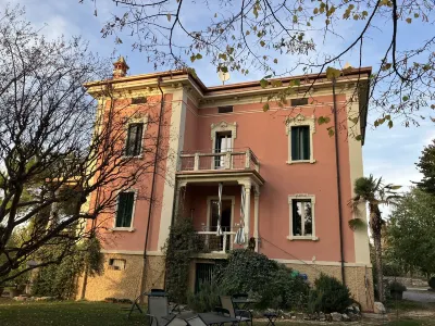 B&B la Familia Hotel a 