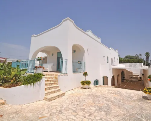3241 Villa Esador by Barbarhouse Hotels in Torre Suda