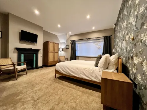 Kyoto Rooms Winchester Hotels in Chilcomb