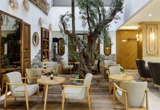 굴룩 우노 엘레강스 오텔