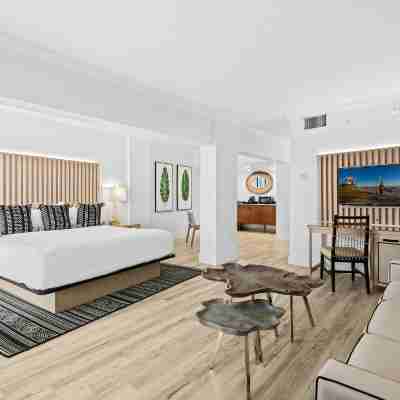 Beachcomber Resort & Club Rooms