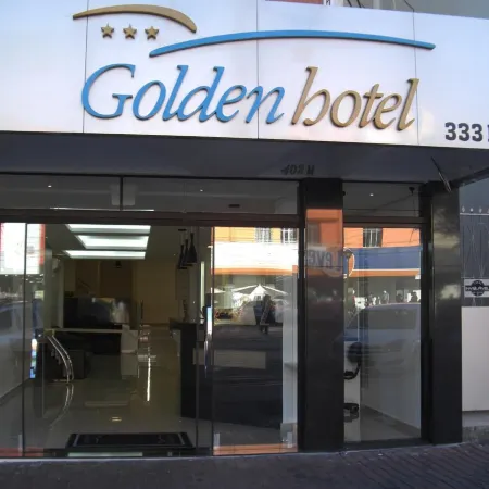 Golden Hotel - O Mais Central - Pet Friendly