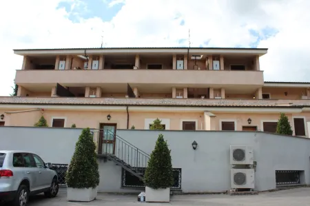 Il Casaletto Dei Ludi Отели рядом с достопримечательностью «lazio club ladispoli»