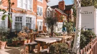 The Galaxie Hotels in Elsfield