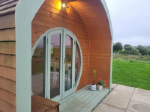 Hebrides Bothy - Glamping