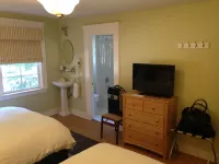 Highland Dell Lodge Hotels in Jenner