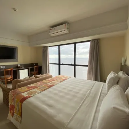 Tropical Executive Hotel