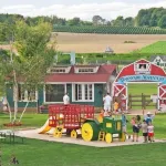 Stunning Farmhouse W/ Solar Heated Pool in North Fork, Farmstands, winery& beach