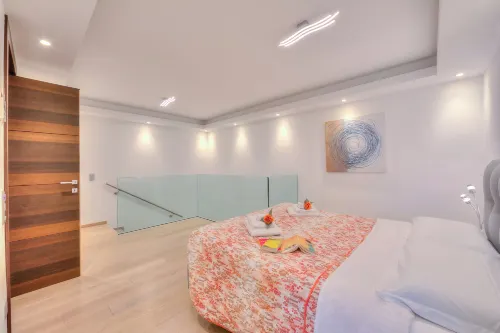 Rebecca Garden with Terrace in Paradiso - Happy Rentals - Condos