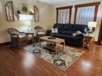 Peaceful Country Garden Suite in the rolling hills of Gambier Hotels in Pleasant Township