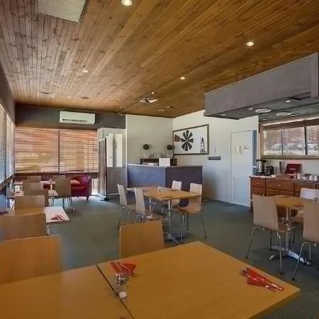 Hamilton Lonsdale Motel