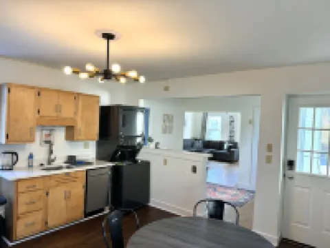 Walk to campus; open concept kitchen/living;nature trail at end of this quiet st