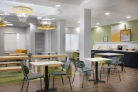 Spark by Hilton Guelph Hotels in Elora