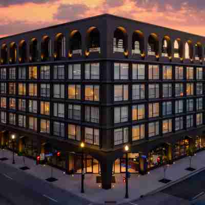 Hotel Bourre Bonne Louisville, Curio Collection by Hilton Hotel Exterior