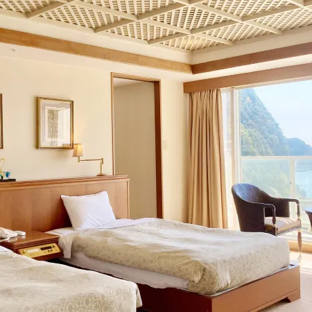 Nishiizu Crystal View Hotel