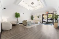 Cozy Studio with Workspace and Shared Living Area - Charming Getaway
