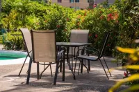 Fisherman's Point Resort - piscina
