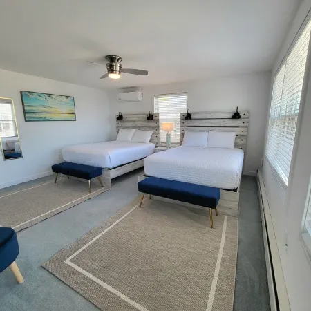 PRIVATE BEACH: ROYAL OCEANVIEW CASTLE @ CLINTON W/ 4 QUEENS 2 FULL