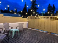 Private Rooftop Deck and Prime Downtown Access - Stylish Modern Retreat Hotels in Coeur d'Alene