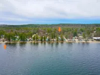 Sebago, newer construction, lake access, AC, 3bd2.5bth, Long Beach neighborhood