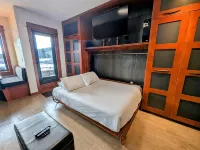 Charming Studio Condo with Stunning Mountain Views - Inviting Retreat