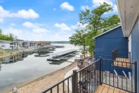 Wave-Free Swimming and Onsite Dock Serenity - Tranquil Haven Hotels in Equality Township