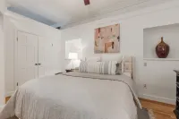 Cozy Indoor Fireplace and Spacious Living Area - Charming Oasis