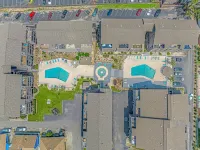 Ocean View and Spacious Living Area - Inviting Coastal Haven